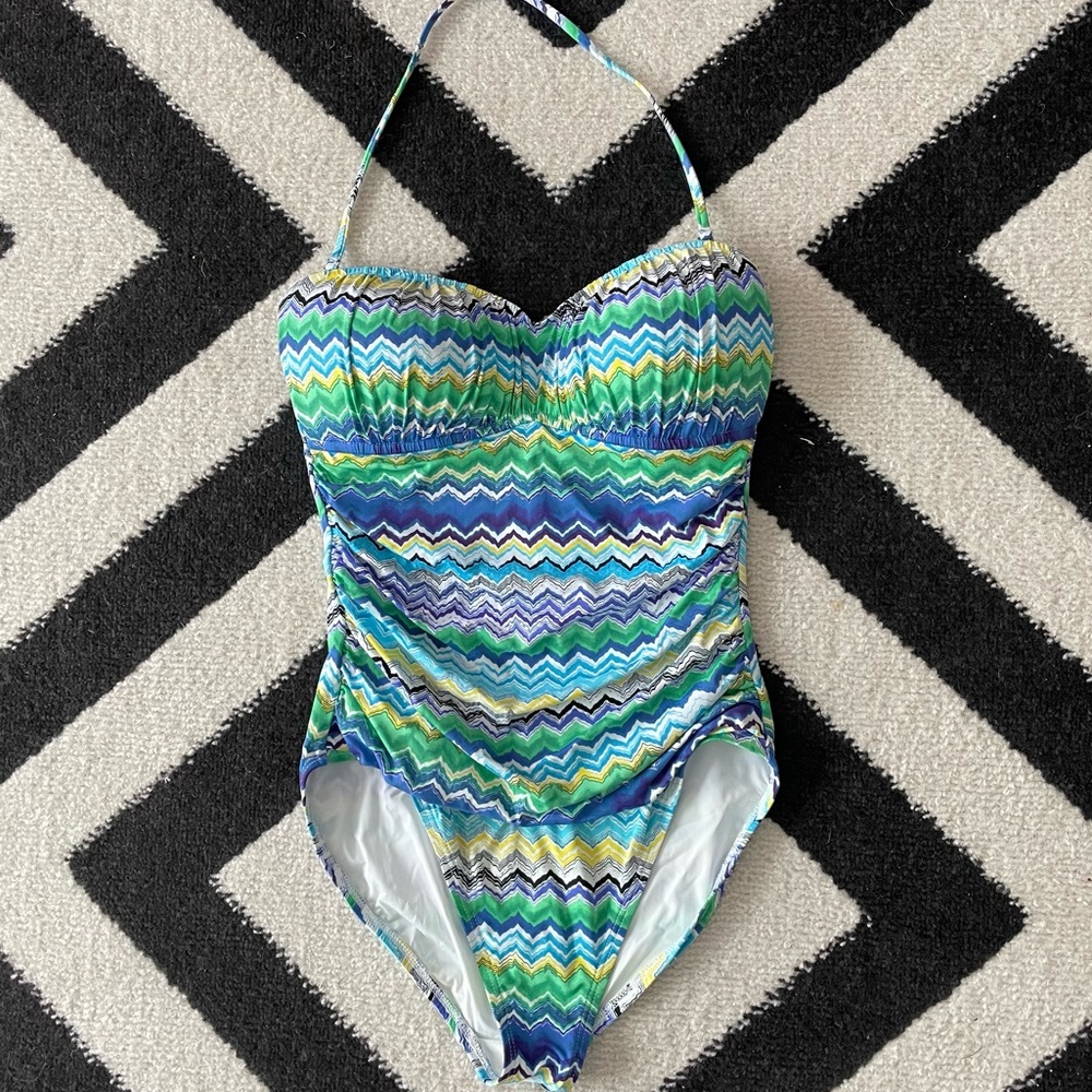 La Blanca Tummy Control One Piece Size 8